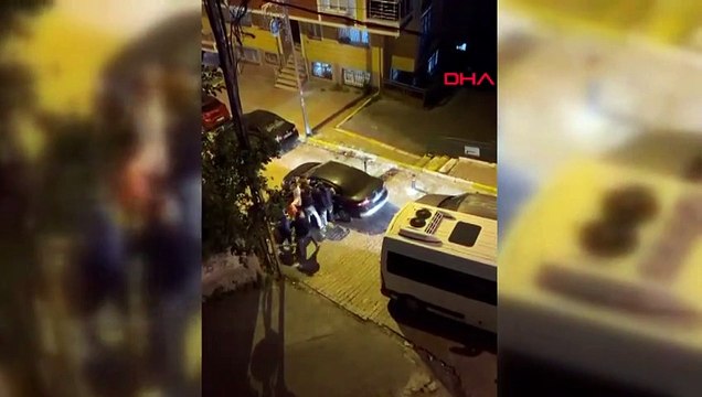 Şehir magandaları kamerada! İstanbul trafiğinde 7 kişi bir olup saldırdı