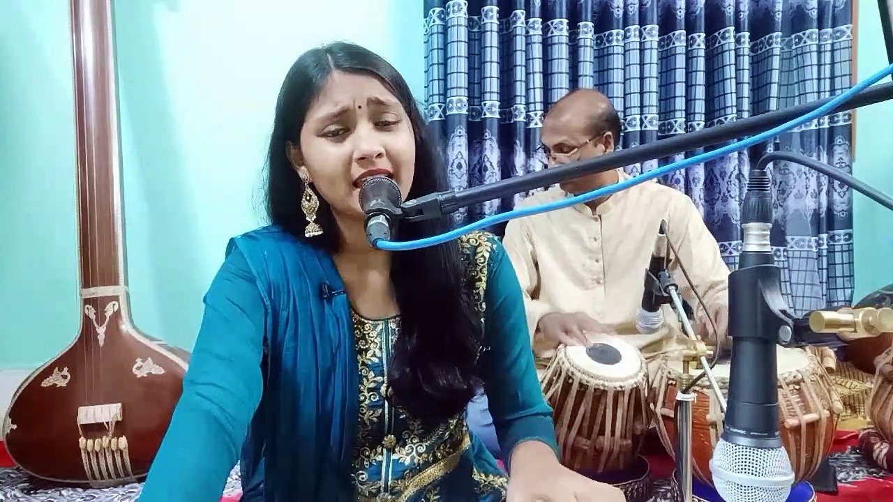 O Tota Pakhi Re Lyrics (ও তোতা পাখি রে)  ঘুমিয়ে ছিলাম মায়ের কোলে.