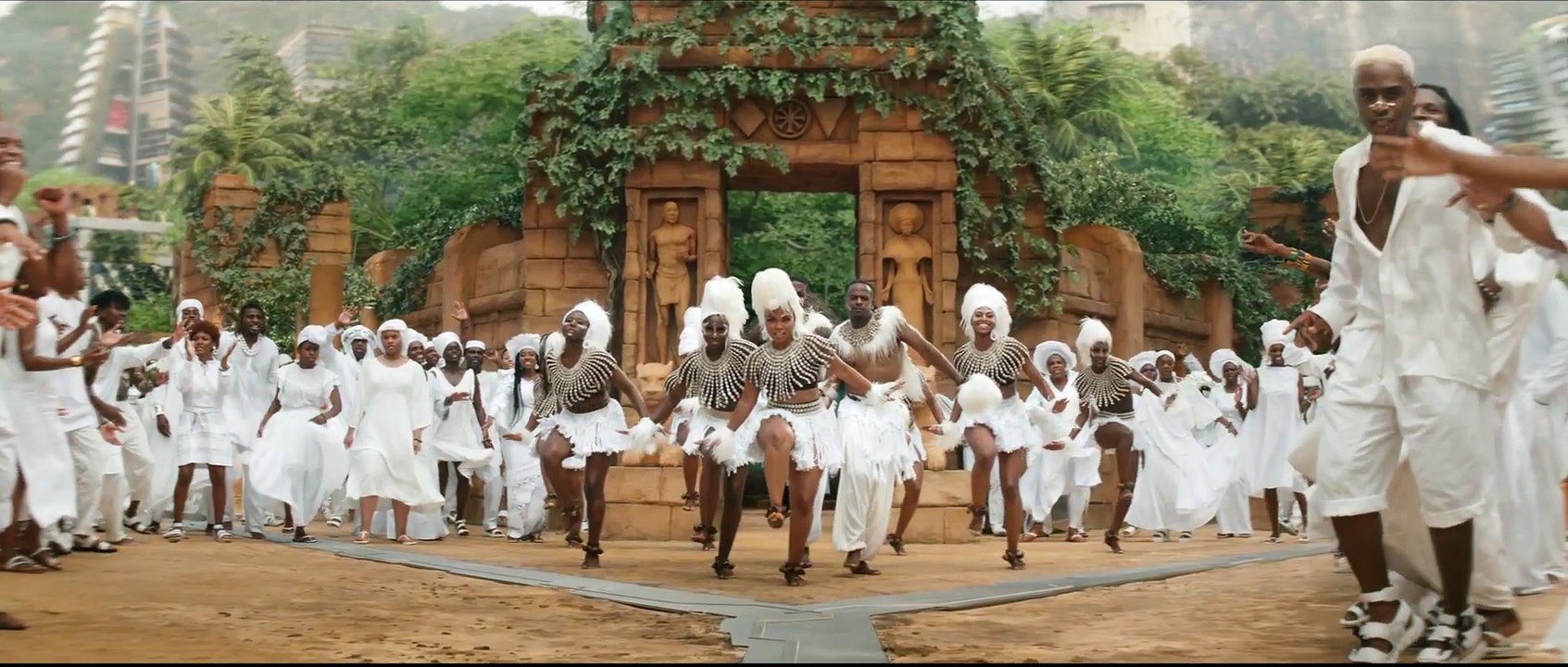 BLACK PANTHER 2 WAKANDA FOREVER Film Trailer