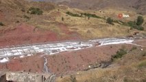 Tunceli haberleri: Pülümür'de geleneksel yöntemlerle çıkarılan kaya tuzu büyük rağbet görüyor