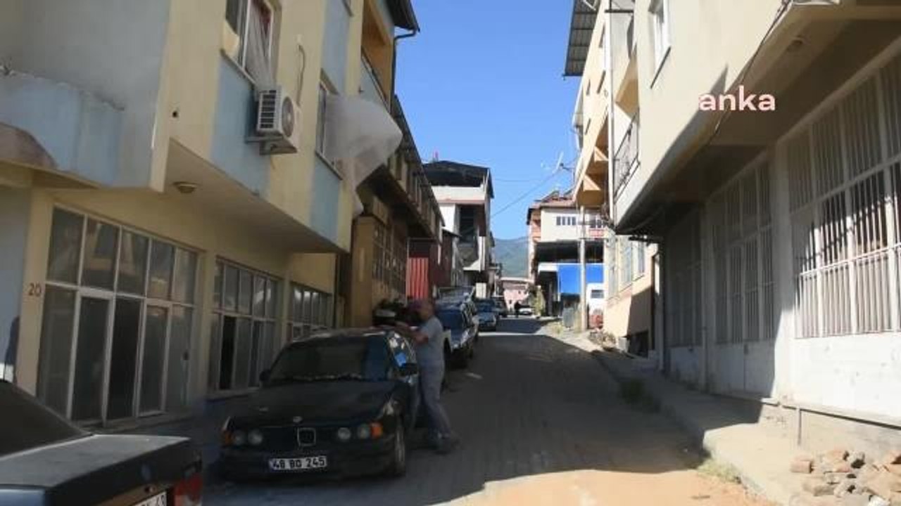 Aydın haber | Aydın'da Oto Boyacılığı Yapan Aslı Günay: "İleride Ustalık Belgesi Almak İstiyorum, İstedikten Sonra İnsan Her Şeyi Yapabilir"