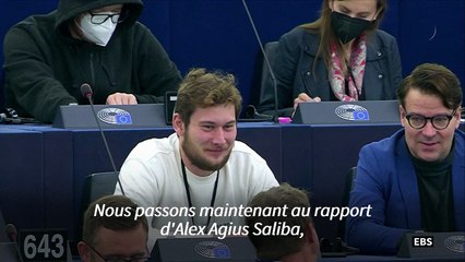 Smartphones: le chargeur universel devient obligatoire dans l'UE