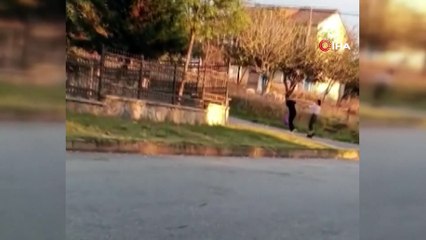 Arnavutköy'de şiddetin görüntüsü! Sokak ortasında kız arkadaşını dakikalarca böyle darp etti