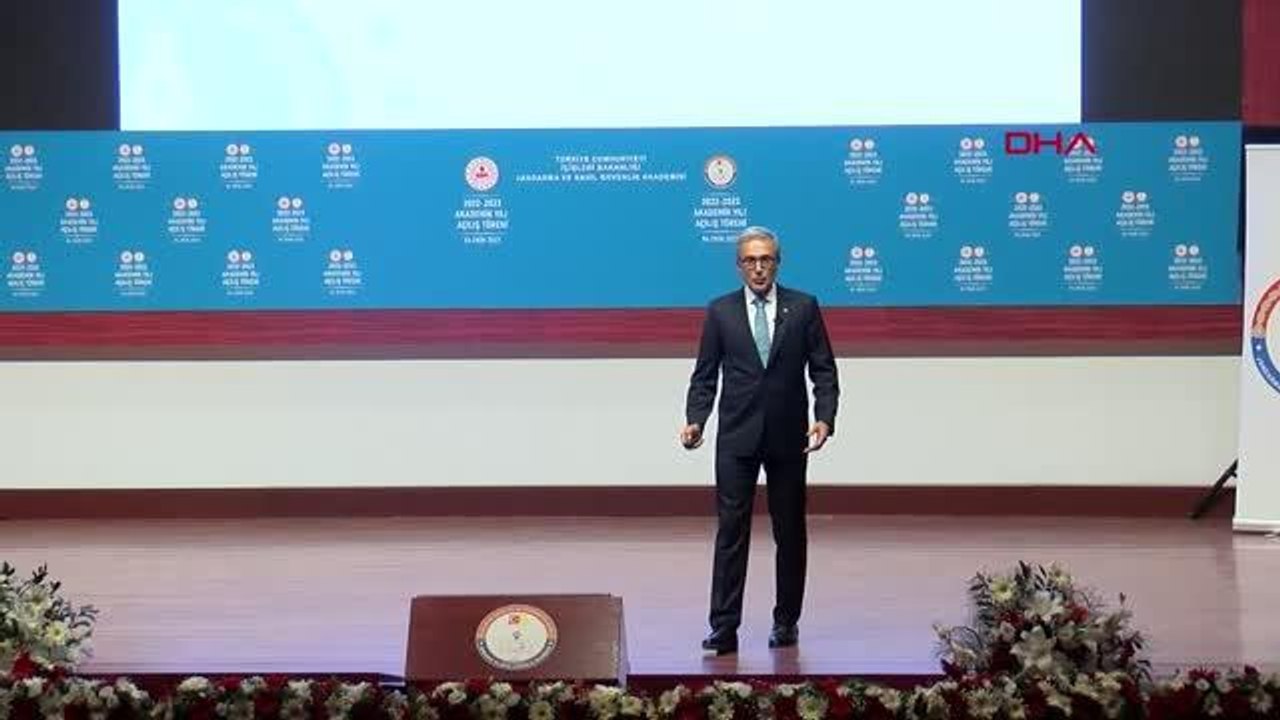 Savunma Sanayii Başkanı İsmail Demir, Jandarma ve Sahil Güvenlik Akademisi 2022-2023 Eğitim Öğretim Yılı açılışında ilk dersi verdi