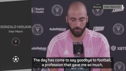Gonzalo Higuain breaks down as he announces retirement
