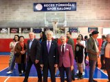 Kahramanmaraş genel haberleri: Bayrampaşa'da yenileme çalışmaları tamamlanan Recep Türkoğlu Kapalı Spor Salonu açıldı