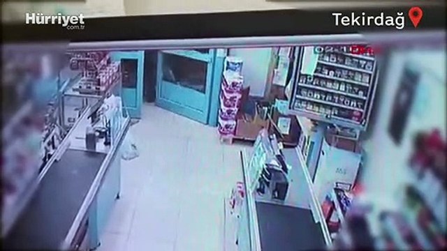 Tekirdağ'da şakalaştığı arkadaşının ittiği Resul, karnına saplanan cam parçası nedeniyle hayatını kaybetti