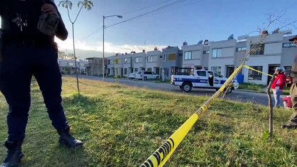 Motoladrones asesinaron a un transeúnte que esperaba el camión en el fraccionamiento Las Lilas
