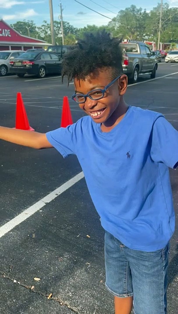 ⁣Son Meets up with Video Game Friend After 4 Years