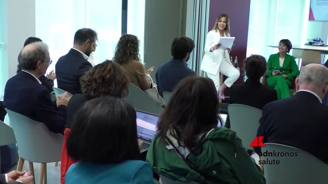 Tumore al seno: “Note di Vita” la prima guida per capire cosa sentono le donne