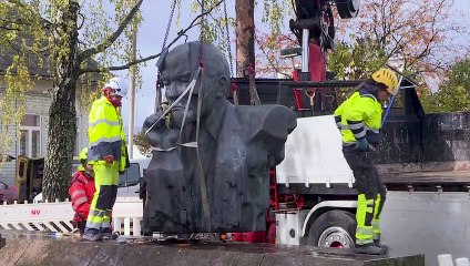 'Adeus, Lenin': Finlândia remove última estátua do líder soviético