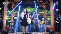 EFEK GEDANG KLUTUK - Arlida Putri Adella - OM ADELLA