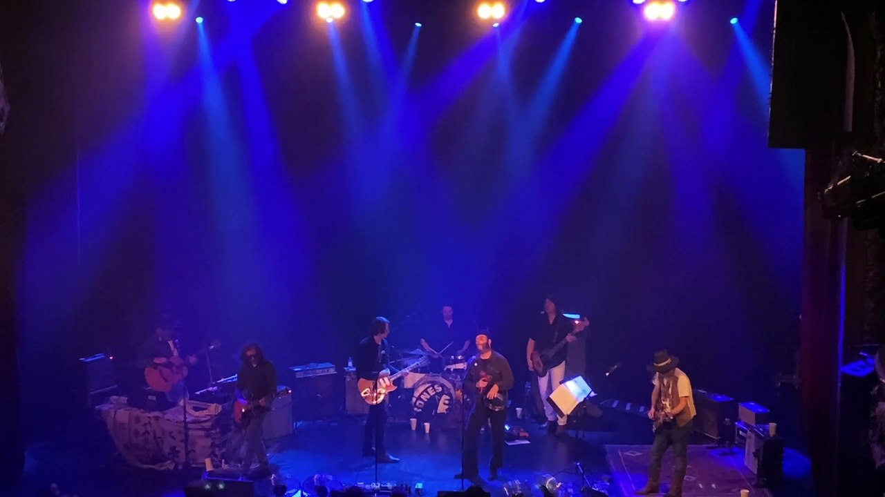 The Brian Jonestown Massacre - Forgotten Graves...