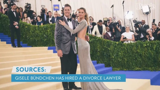 Gisele Bündchen Has Hired a Divorce Lawyer, Tom Brady 'Trying to Figure Out What to Do': Sources