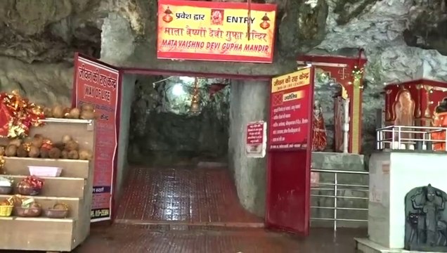 Maa Vaishno Devi Gufa Darshan #Live Darshan Vaishno Devi Gufa