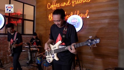 Cahaya Impian-Alvi Ananta [Official Music Video]