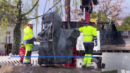Φινλανδία: Απομακρύνθηκε το τελευταίο άγαλμα του Λένιν