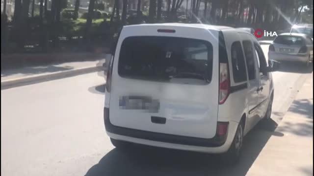 Ümraniye'de çakarlı araçla trafiğe çıkıp sosyal medyadan paylaşınca yakayı ele verdi