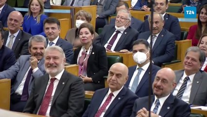 Akşener'den Nebati'nin yeni ekonomik modelle ilgili sözlerine:  Diyor ki bizi artık ekonomistler değil nörologlar ve davranış bilimciler değerlendirsin