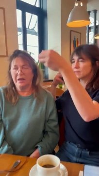 Soutien femmes Iran : un collectif d'artistes se mobilise pour les femmes iraniennes