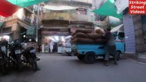 4K (ULTRA HD) WALKING AND CYCLE TOUR OF CONGESTED ROADS OF KARACHI PAKISTAN-2022 _ BOLTON MARKET P5