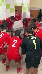 LE "VICTORY SONG" DES U17.M (D2) APRÈS LEUR SUCCÈS A LOIRE SUR RHÔNE