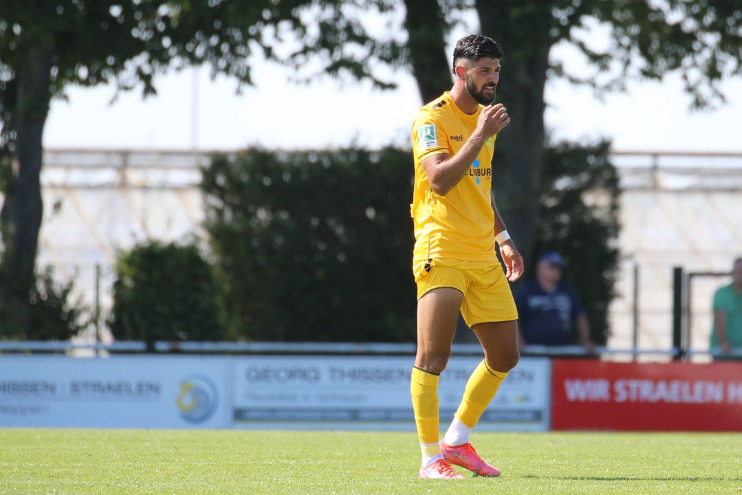 Tor nach 50 Sekunden: Straelen feiert knappen Heimsieg