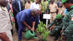 Le ministre, Tchaga Laurent lance le projet « une école 05 ha de forêt et un village 05 ha de forêt» à Adzopé