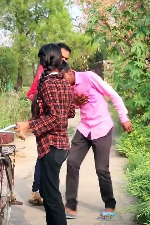 हम पागल नहीं हैं भैया हिन्दुस्तानी हैं ✅funny comedy tik tok #trending video । MOST VIRAL vigo