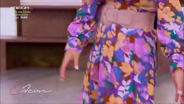 Ελένη Μενεγάκη: Το νέο look που υιοθέτησε και το στυλιστικό λάθος που παραδέχθηκε on air!