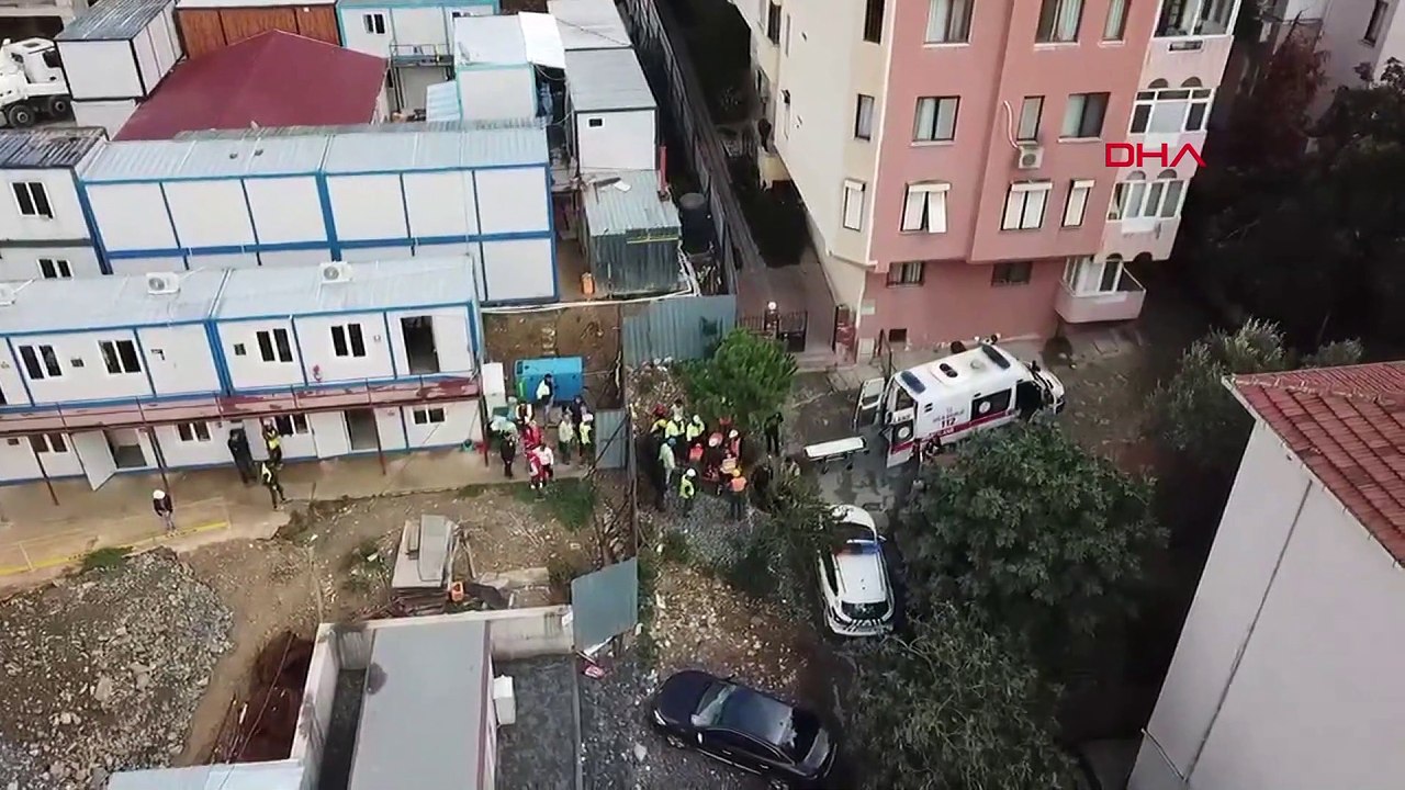 Bina inşaatındaki toprak kayması 1 işçi toprak altında kaldı