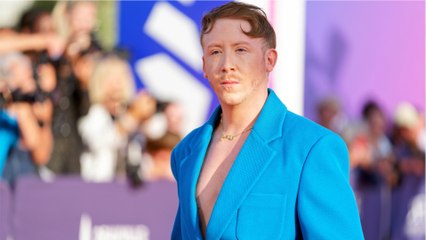 GALA VIDEO - “ On allait me décapiter“ : Eddy de Pretto victime de menaces de mort, il témoigne