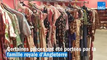 Une vente aux enchères de vêtements de luxe à Laval_