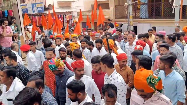 क्षत्रिय महासभा संस्थान ने किया शस्त्र पूजन, शहर में निकाली शोभायात्रा