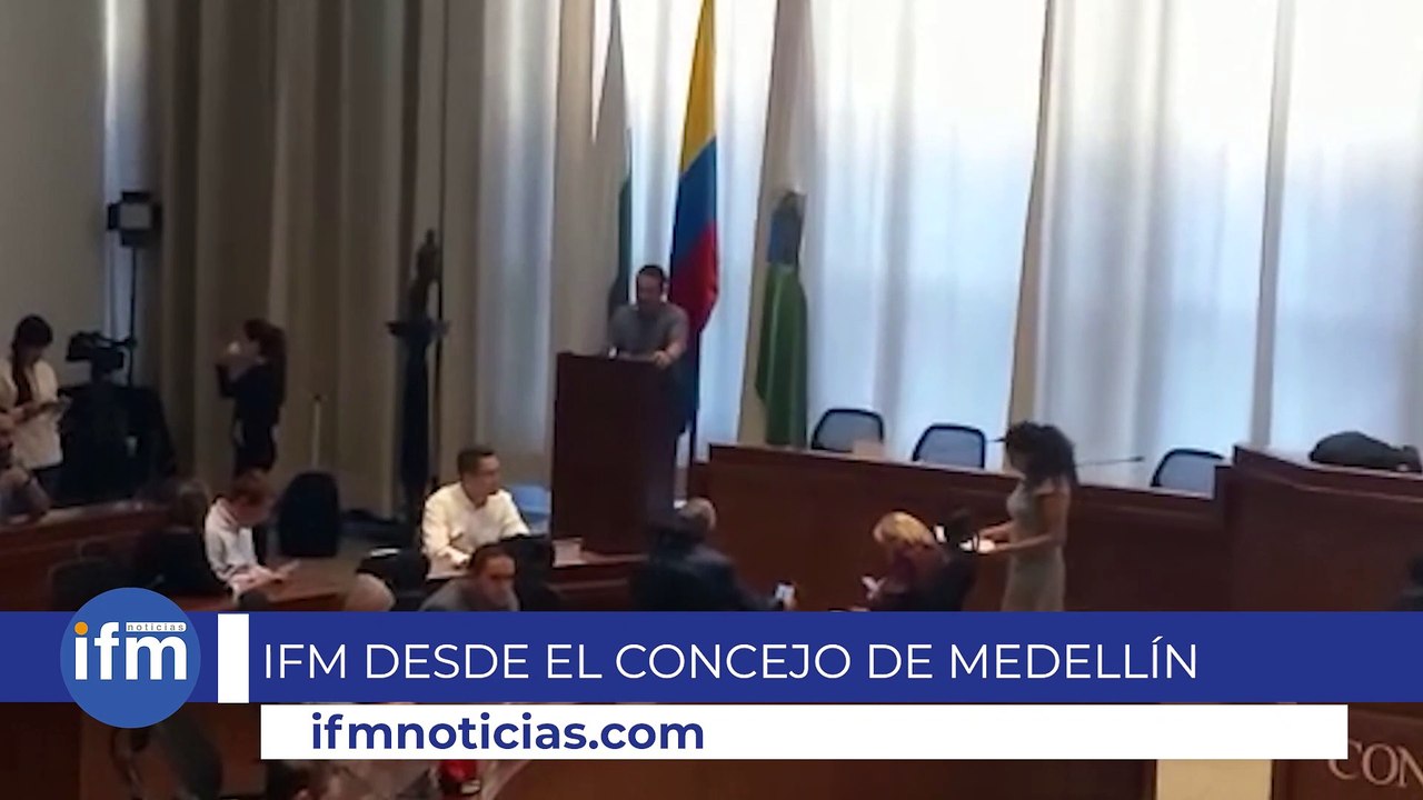 Luis Carlos Hernández explica porqué se retiró del recinto ayer