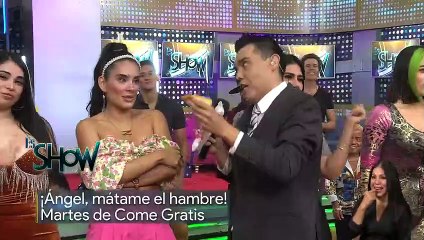 La sensualidad de las chicas al comer 'hotdog'