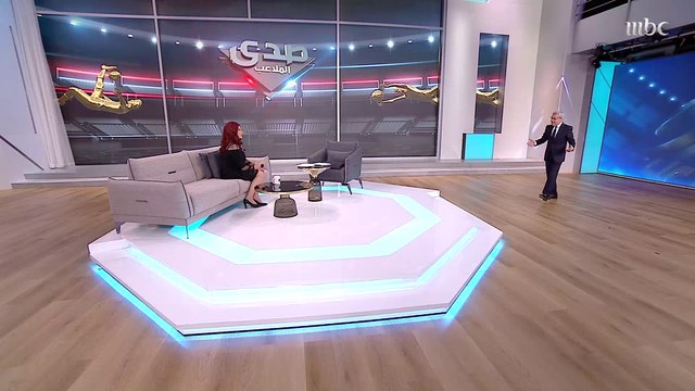 استقبال رائع من الآغا للنجمة نبيلة عبيد في مقدمة حلقة صدى الملاعب