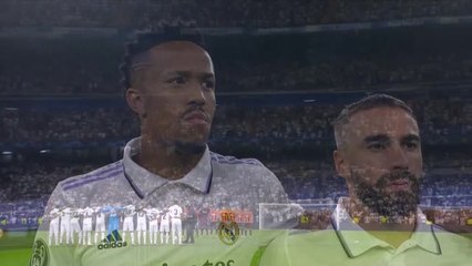 CL-Teams mit Schweigeminute nach Katastrophe