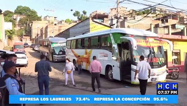Capitalinos se desplazan hacia diferentes sectores del país por el Feriado Morazánico
