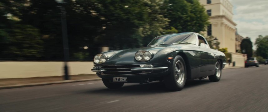 La Lamborghini 400 GT 2+2 rende omaggio ai Beatles nel giorno del 60° anniversario di “Love Me Do”, il singolo del loro debutto