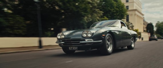 Скачать видео: Der Lamborghini 400 GT 2+2 zollt den Beatles anlässlich des 60. Jahrestages ihrer Debütsingle „Love Me Do“ Tribut