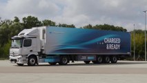 Mercedes-Benz eActros 300 tractor (with trailer) Design Preview