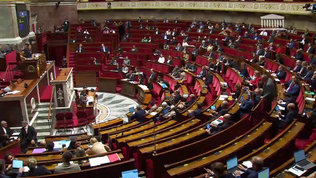 2ème séance : Mesures d’urgence relatives au fonctionnement du marché du travail en vue du plein emploi (suite) - Mercredi 5 octobre 2022