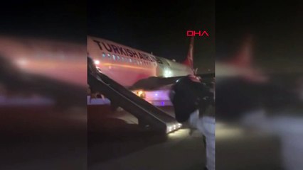 THY uçağının inişinin ardından lastiği patladı