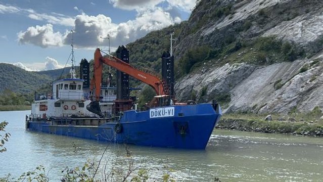 Bartın haberleri | Bartın Irmağı dibinden toprak yığınları temizleniyor
