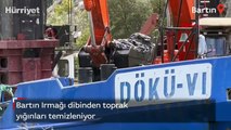 Bartın Irmağı dibinden toprak yığınları temizleniyor