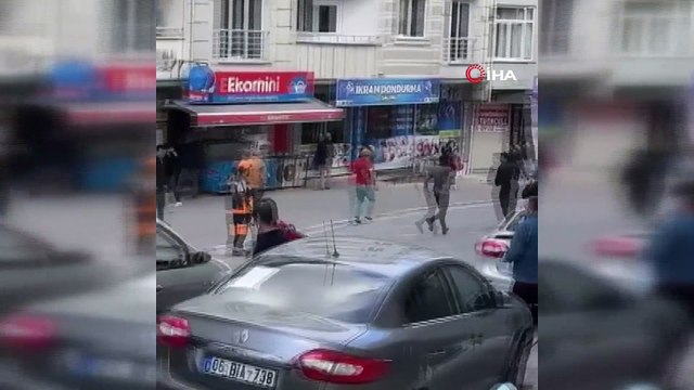 Esenyurt’ta akrabaların kavgasında ortalık savaş alanına döndü