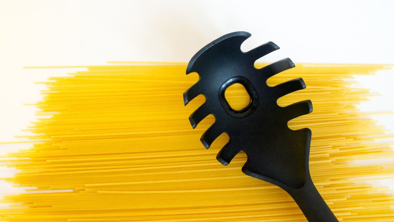 Rätsel gelöst: DAFÜR ist das Loch im Spaghetti-Löffel