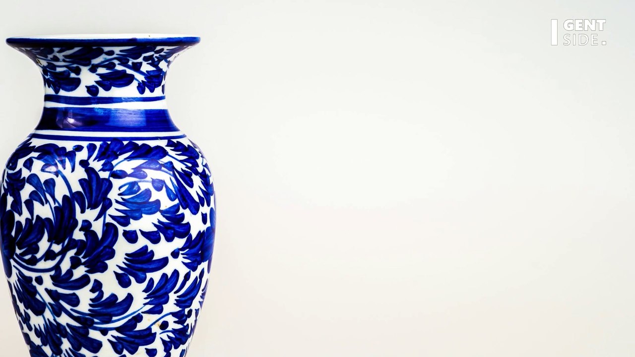 Estimé à 2000 euros, un vase "banal" s’arrache à 9 millions lors d’une vente aux enchères agitée