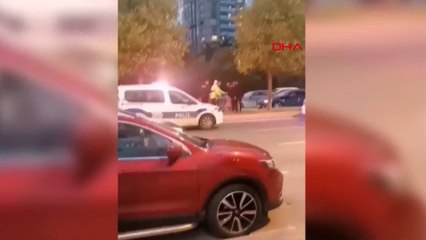 Kartal'da sürücülerin yumruk yumruğa kavgasına polis müdahale etti 